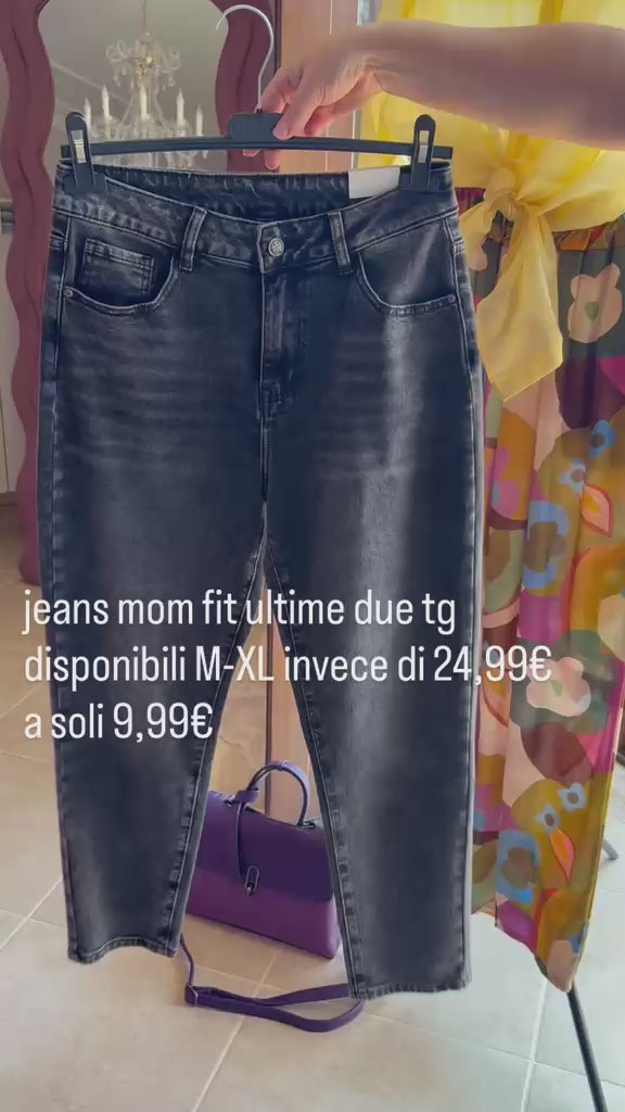Jeans modello Mom fit